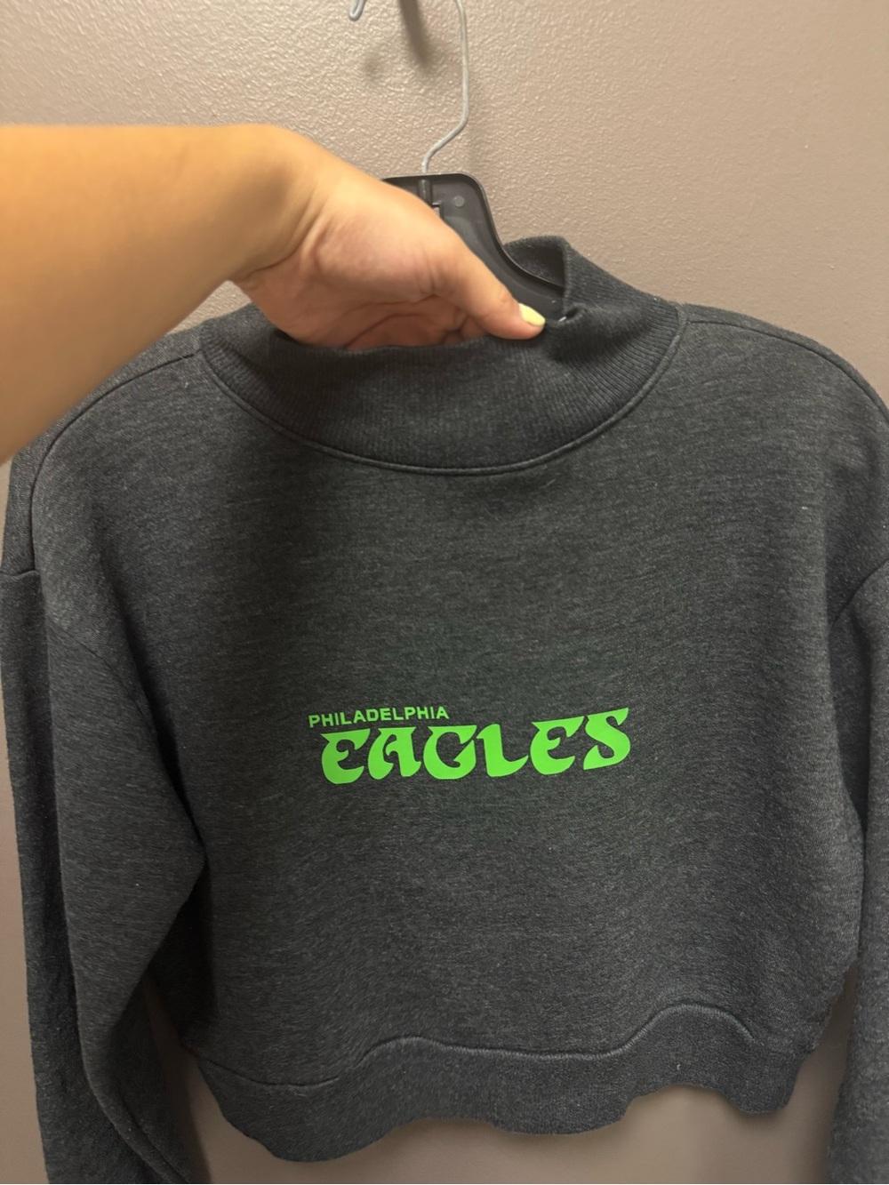 Philadelphia Eagles Charcoal Cropped Mock Neck Sweatshirt - Picture 4 of 14
